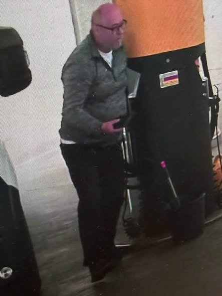 Fotografia k novinke ŽIADAME O POMOC PRI IDENTIFIKÁCII DVOCH OSÔB!